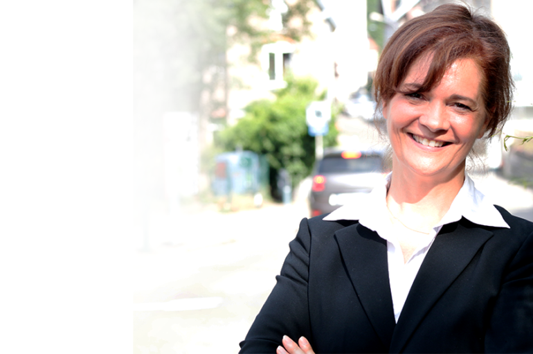 Elections législatives: Christine Latournerie candidate 2e circonscription