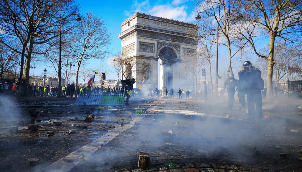 Photo Reportage: L’acte 18 des Gilets Jaunes à Paris
