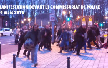 Manifestation devant le commissariat de police de Besançon