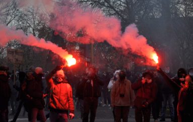 Dijon : de l’objection à l’affrontement, 2 000 manifestants contre la loi « sécurité globale »